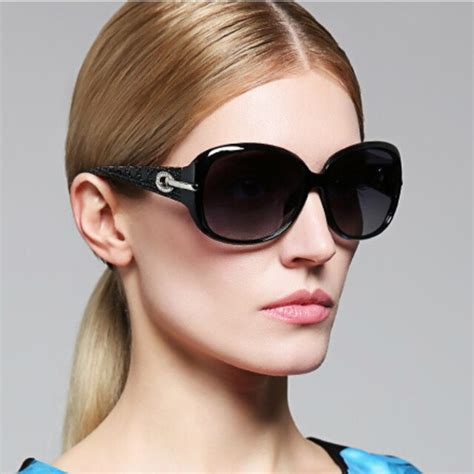 burberry sonnenbrillen etui|Women’s Designer Sunglasses .